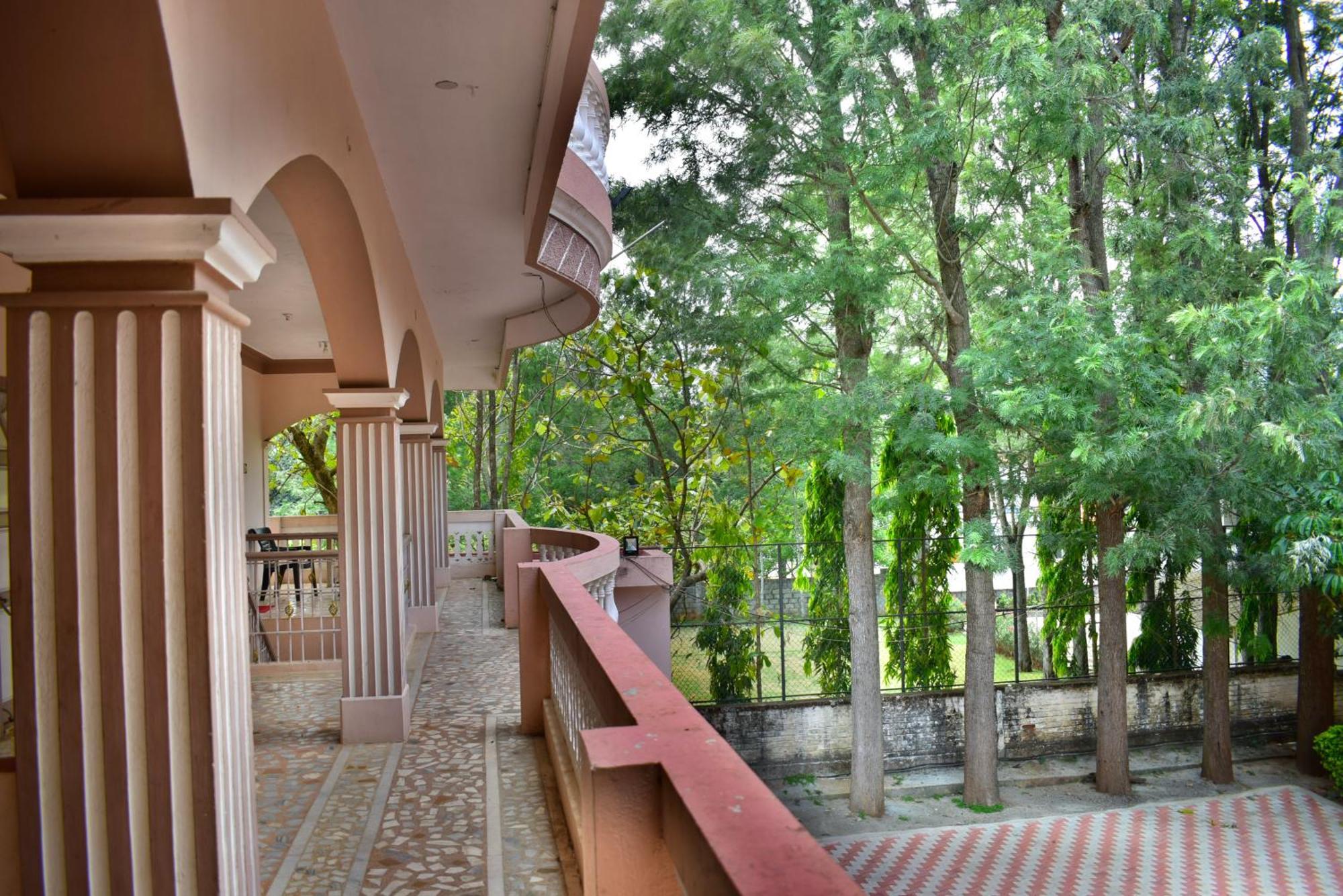 ييلاجيري Jains Royal Palace Resorts المظهر الخارجي الصورة