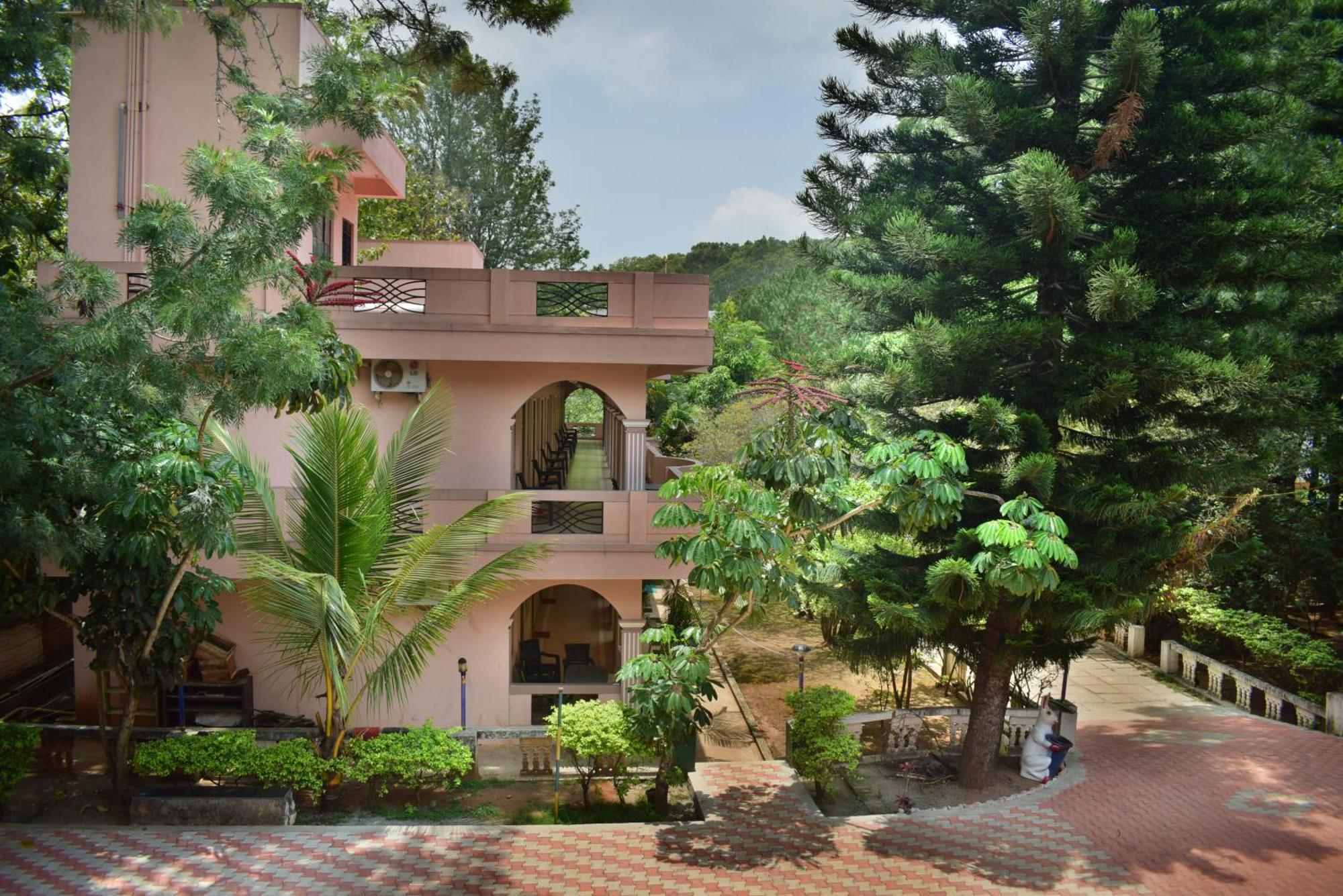 ييلاجيري Jains Royal Palace Resorts المظهر الخارجي الصورة