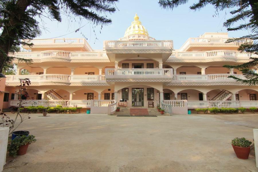 ييلاجيري Jains Royal Palace Resorts المظهر الخارجي الصورة