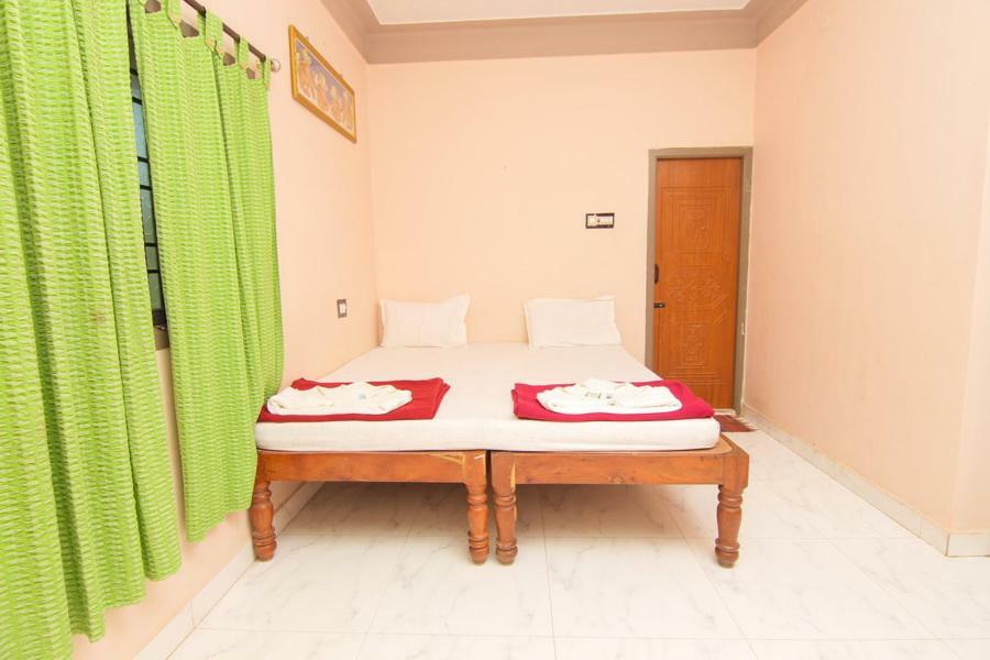 ييلاجيري Jains Royal Palace Resorts المظهر الخارجي الصورة